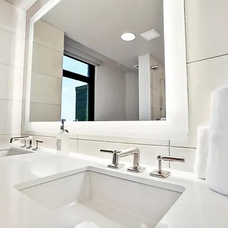 Pure Voyage Shaw Aparthotel Washington Room photo